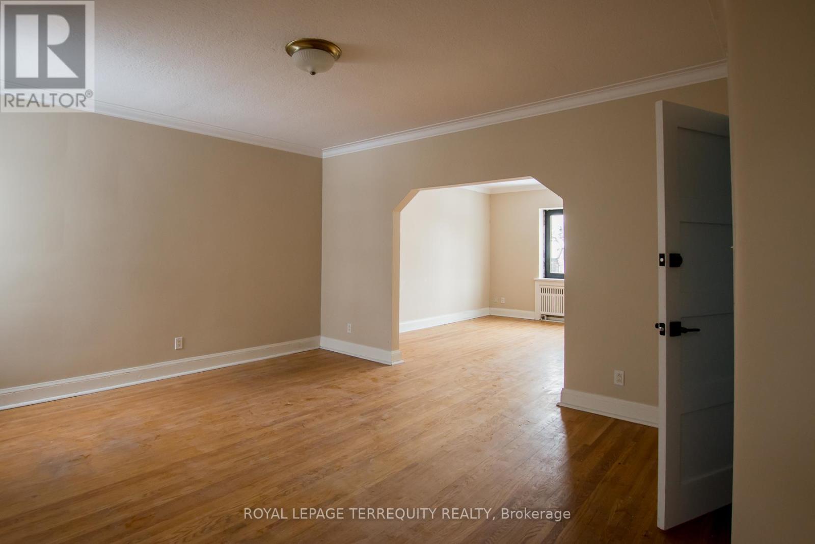 A1 - 3042 Bloor Street W, Toronto (Kingsway South), Ontario  M8X 1C4 - Photo 10 - W12816082