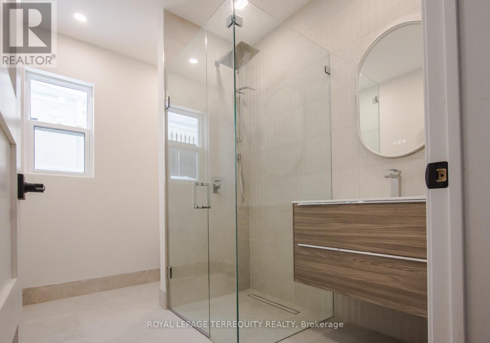 A1 - 3042 Bloor Street W, Toronto (Kingsway South), Ontario  M8X 1C4 - Photo 13 - W12816082