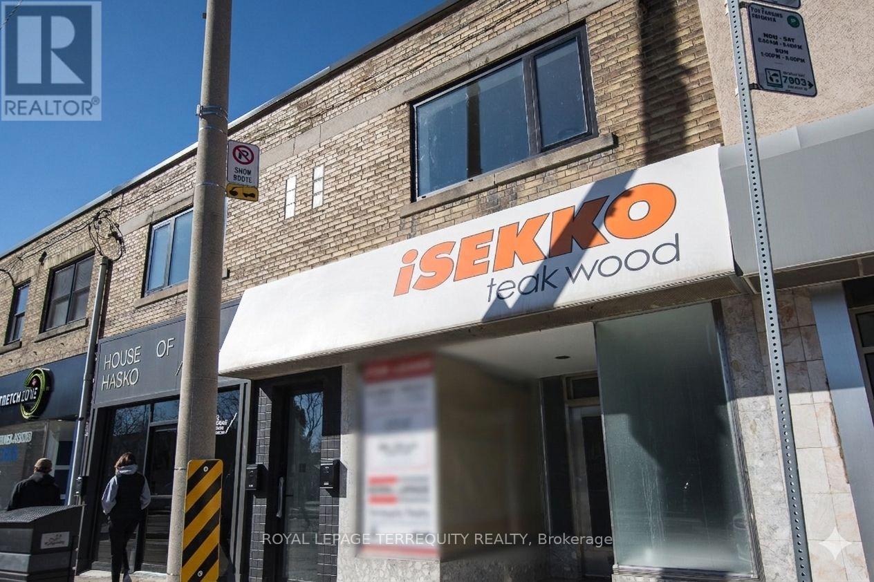 A1 - 3042 Bloor Street W, Toronto (Kingsway South), Ontario  M8X 1C4 - Photo 3 - W12816082