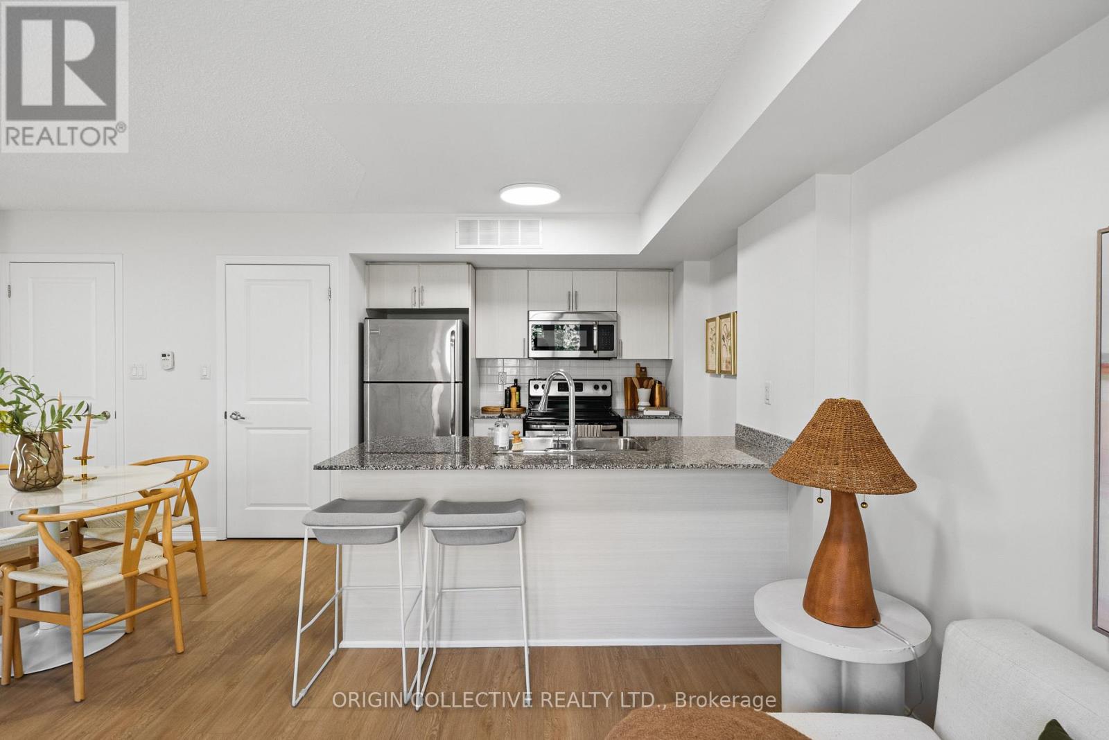 229 - 11 Foundry Avenue, Toronto, Ontario  M6H 0B7 - Photo 7 - W12816220