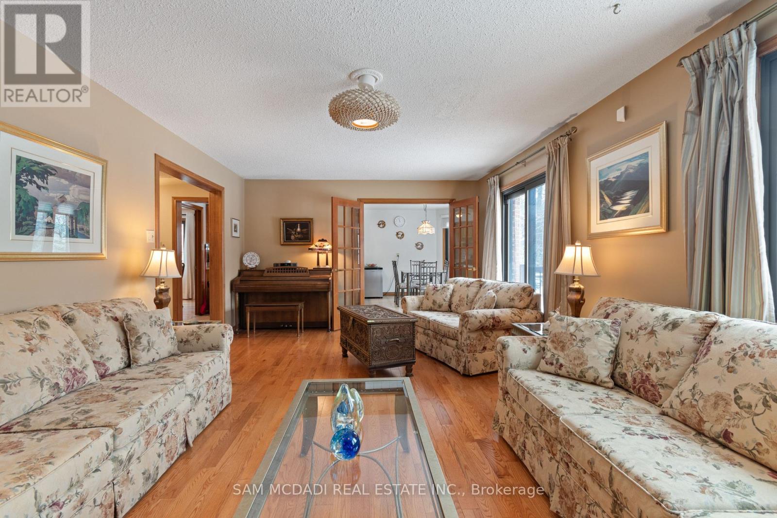 4175 Renoak Court, Mississauga, Ontario  L5C 4K2 - Photo 15 - W12816230