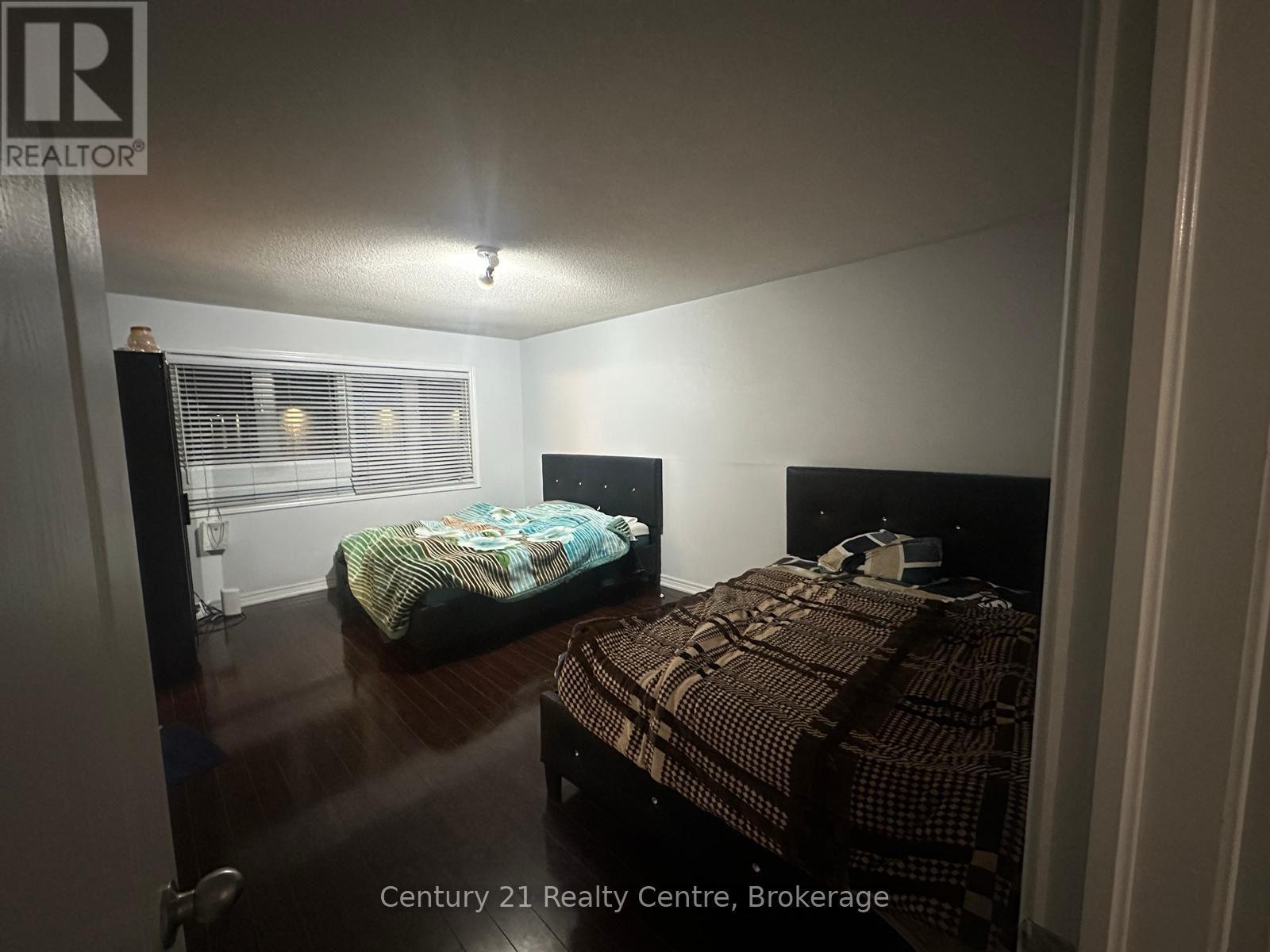 3 Almond Street, Brampton (Bram East), Ontario  L6P 3W2 - Photo 6 - W12816252