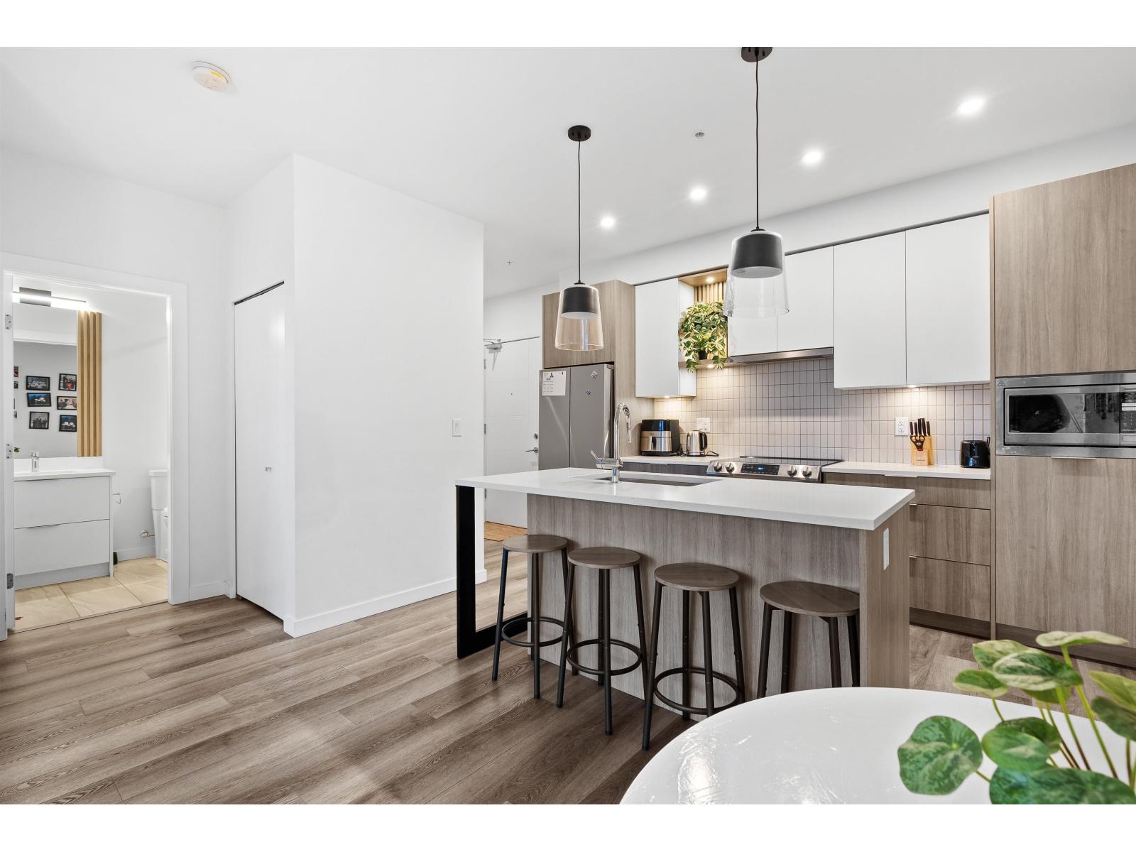 217 20695 Eastleigh Crescent, Langley, British Columbia  V3A 0P7 - Photo 2 - R3092420