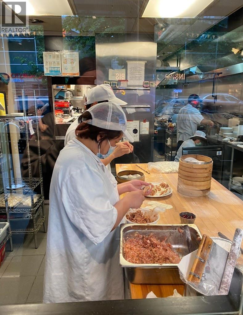 1719 Robson Street, Vancouver, British Columbia  V6G 1C9 - Photo 4 - C8076281