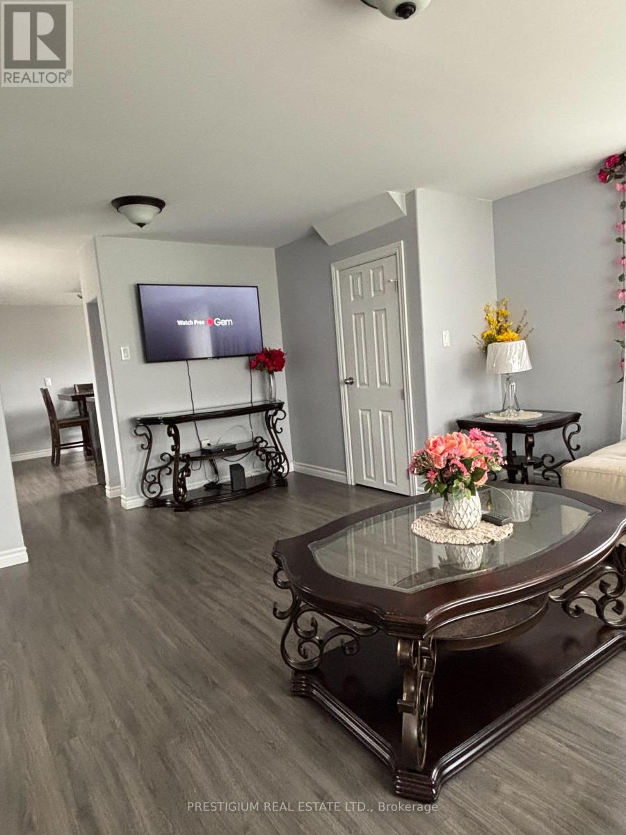 169 East Balfour Street, Sault Ste Marie, Ontario  P6C 1X7 - Photo 5 - X12816136