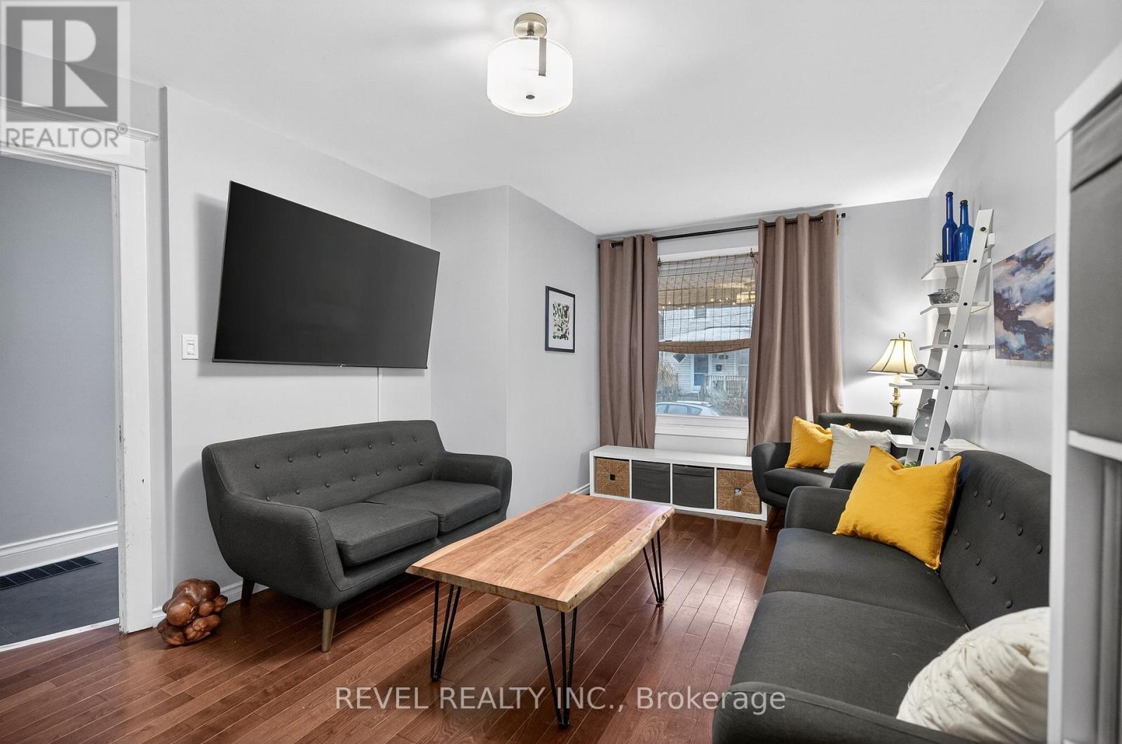 27 Mayflower Avenue, Hamilton, Ontario  L8L 2K5 - Photo 6 - X12816192