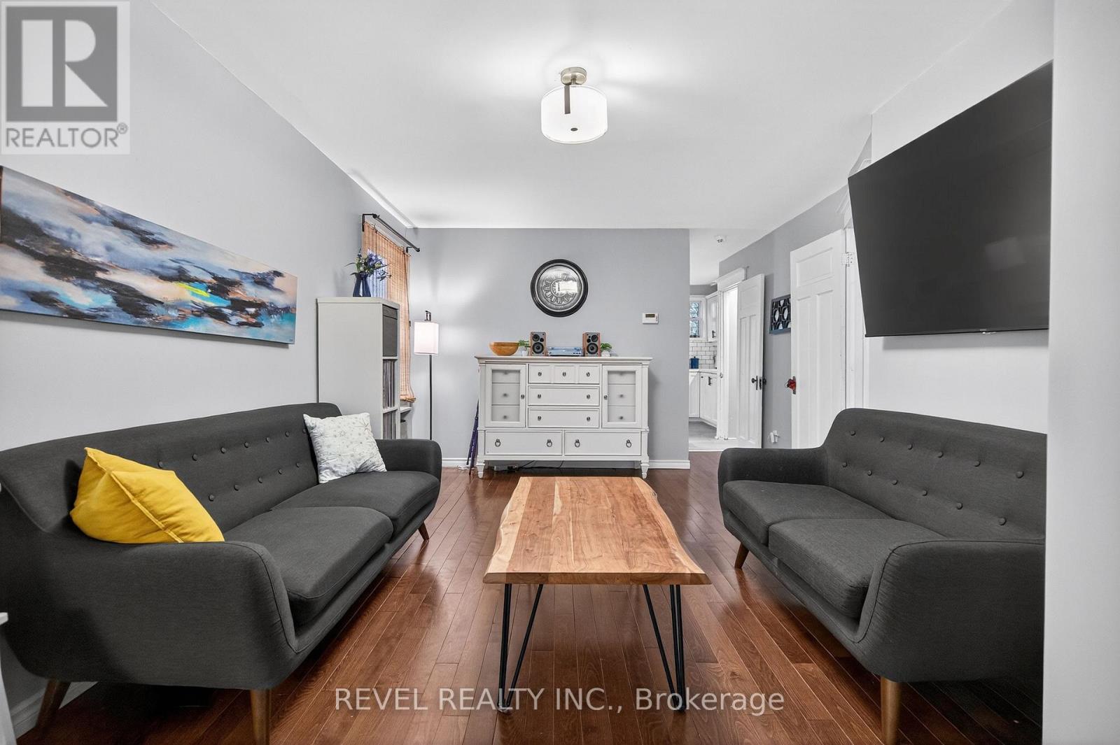 27 Mayflower Avenue, Hamilton, Ontario  L8L 2K5 - Photo 7 - X12816192