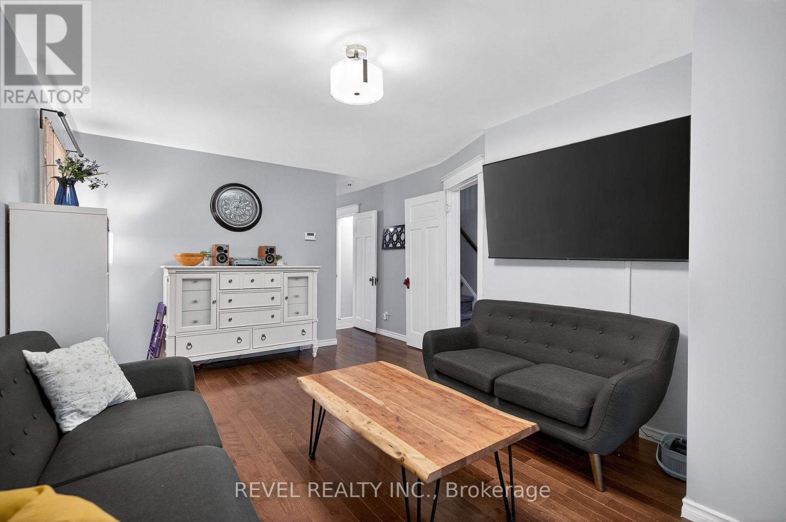 27 Mayflower Avenue, Hamilton, Ontario  L8L 2K5 - Photo 8 - X12816192