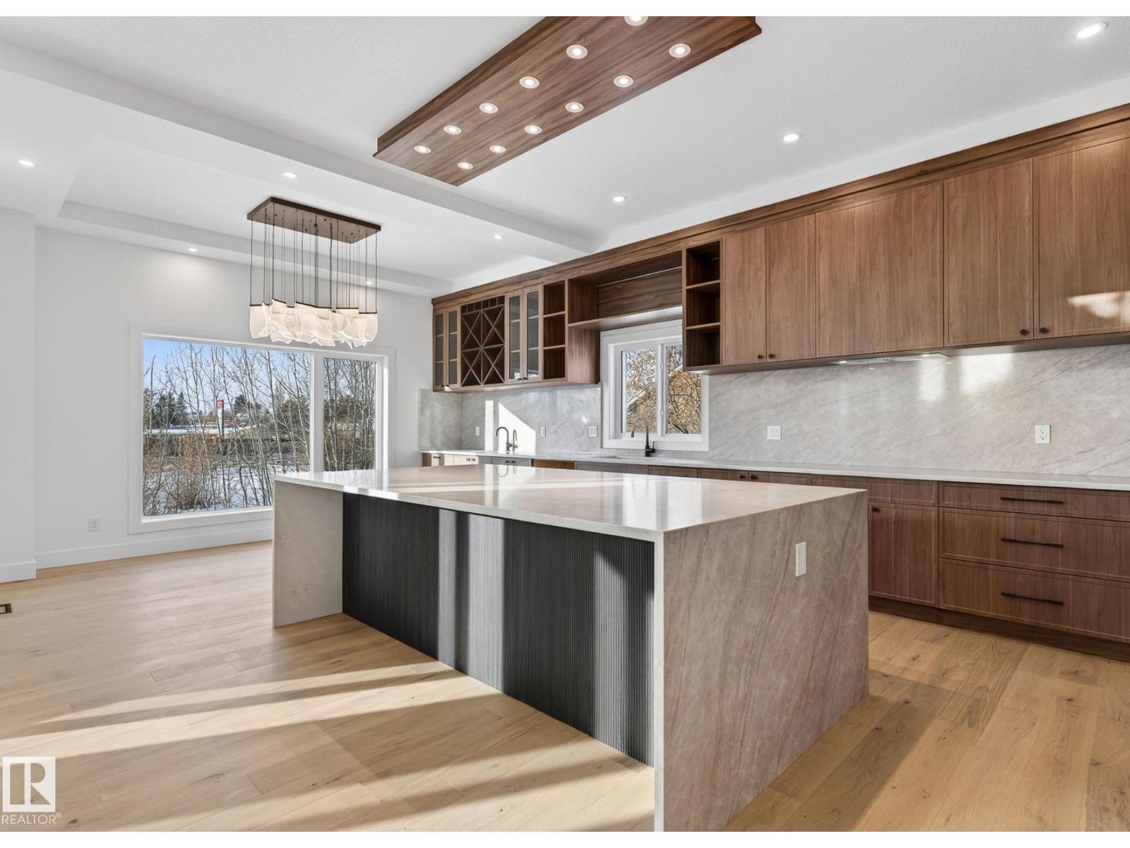 5820 110 St Nw, Edmonton, Alberta  T6H 3E3 - Photo 16 - E4471007