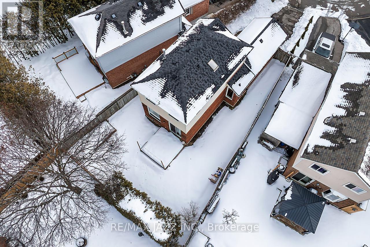 33 Mossgrove Court, Clarington (Courtice), Ontario  L1E 1P4 - Photo 27 - E12808656