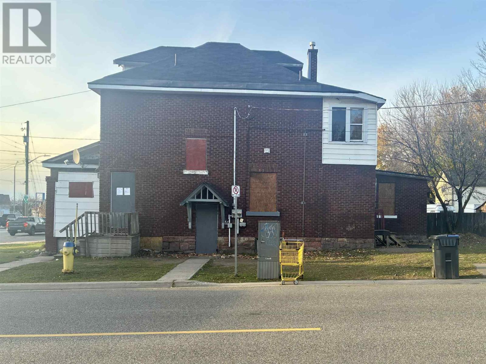 38 Wellington St E, Sault Ste. Marie, Ontario  P6A 2K8 - Photo 8 - SM260355