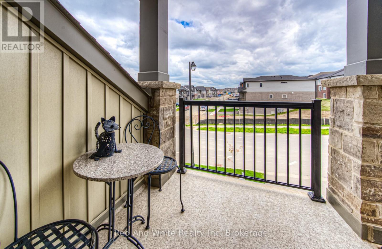 582 Mayapple Street, Waterloo, Ontario  N2V 0E3 - Photo 19 - X12816306