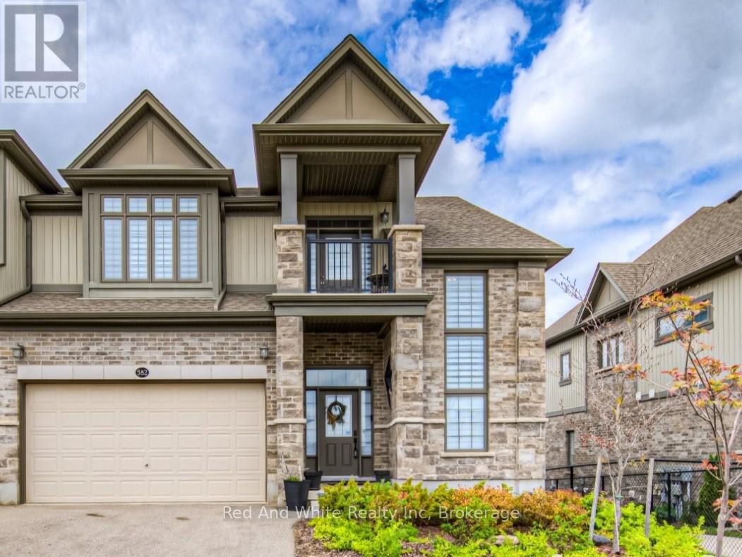 582 Mayapple Street, Waterloo, Ontario  N2V 0E3 - Photo 3 - X12816306