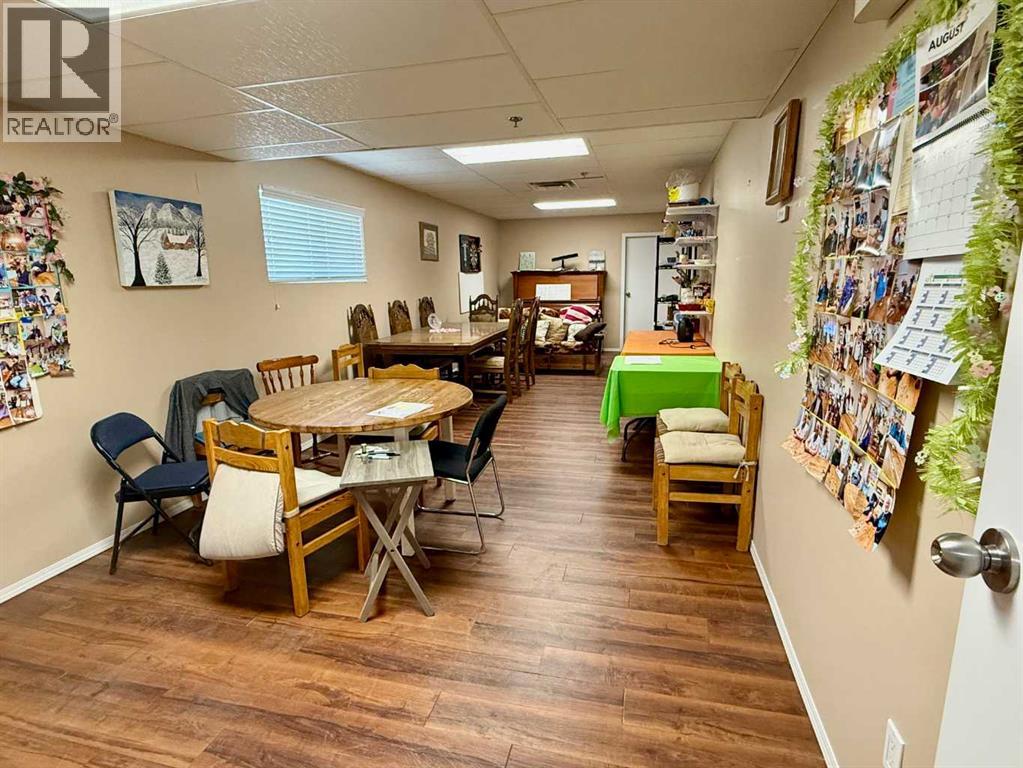 4816 50 Avenue, Breton, Alberta  T0C 0P0 - Photo 5 - A2254372