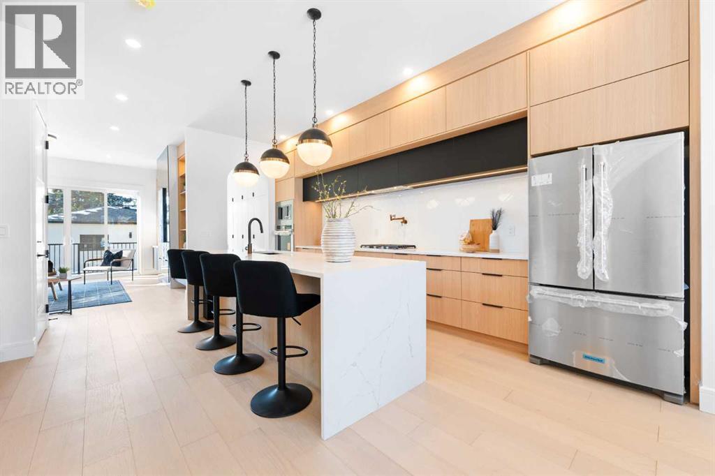 2105 7 Street Ne, Calgary, Alberta  T2E 4C7 - Photo 9 - A2286239