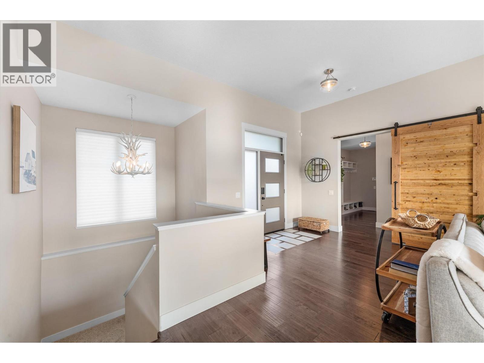 747 Traditions Crescent Kelowna Photo 8