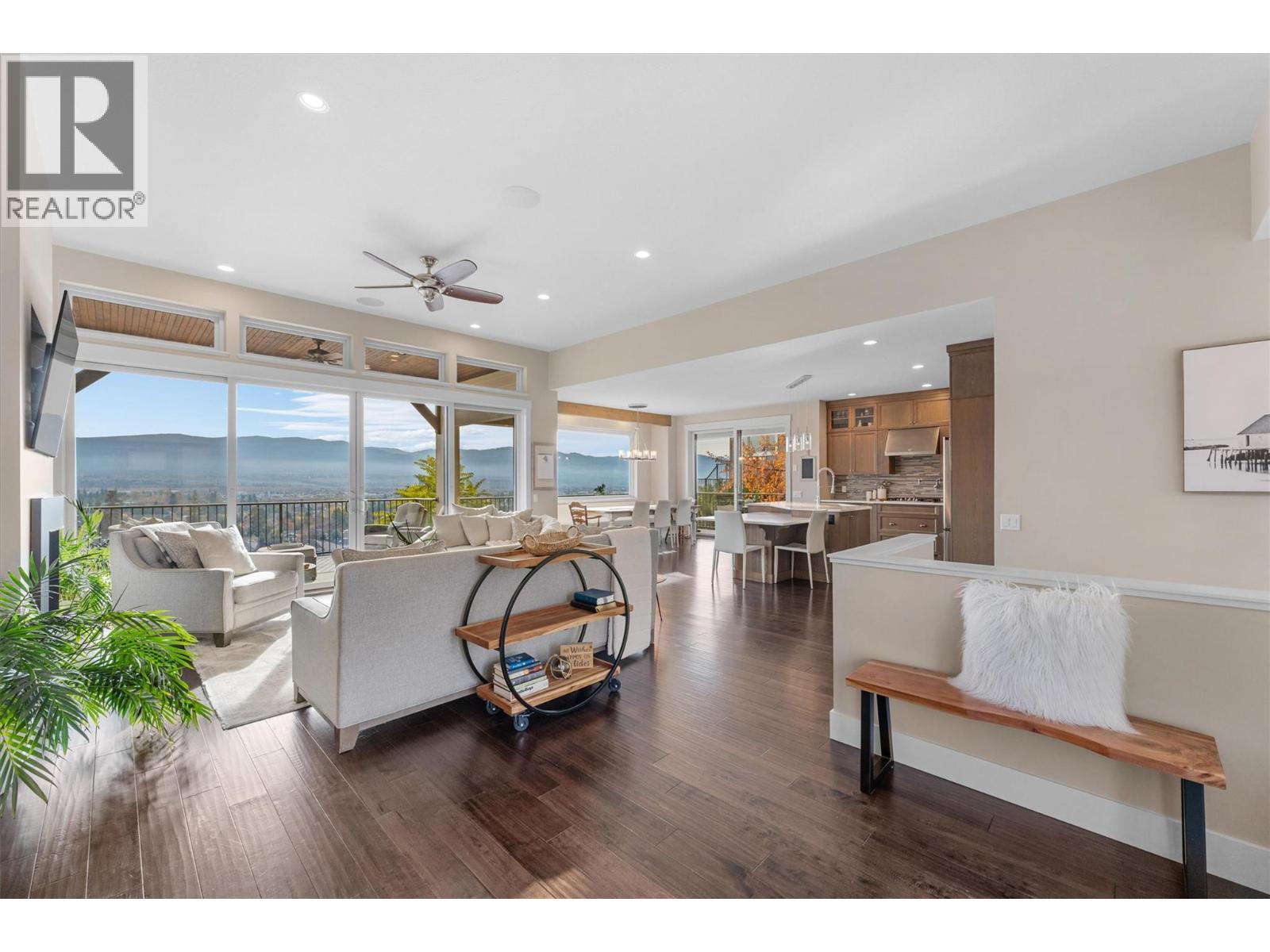 747 Traditions Crescent Kelowna Photo 9