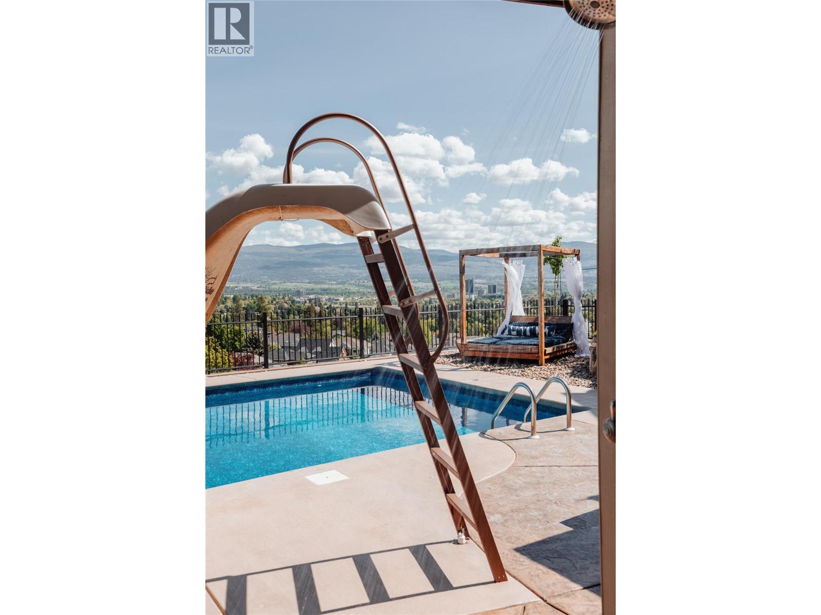 747 Traditions Crescent Kelowna Photo 66