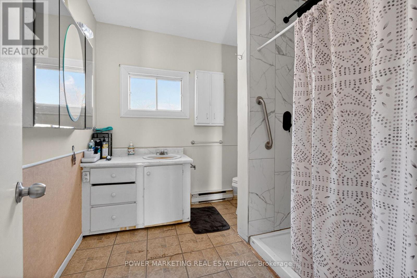 955 St Guillaume Road, Russell, Ontario  K0A 1W0 - Photo 19 - X12816346