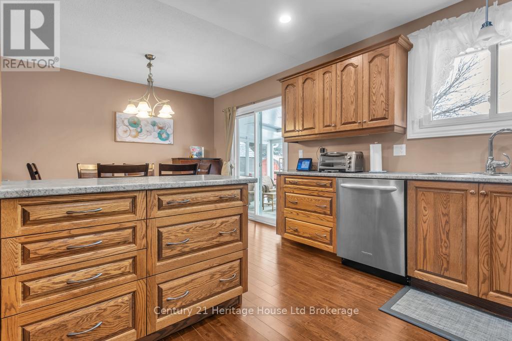 1 Fergusson Avenue, Ingersoll, Ontario  N5C 1E3 - Photo 16 - X12816238