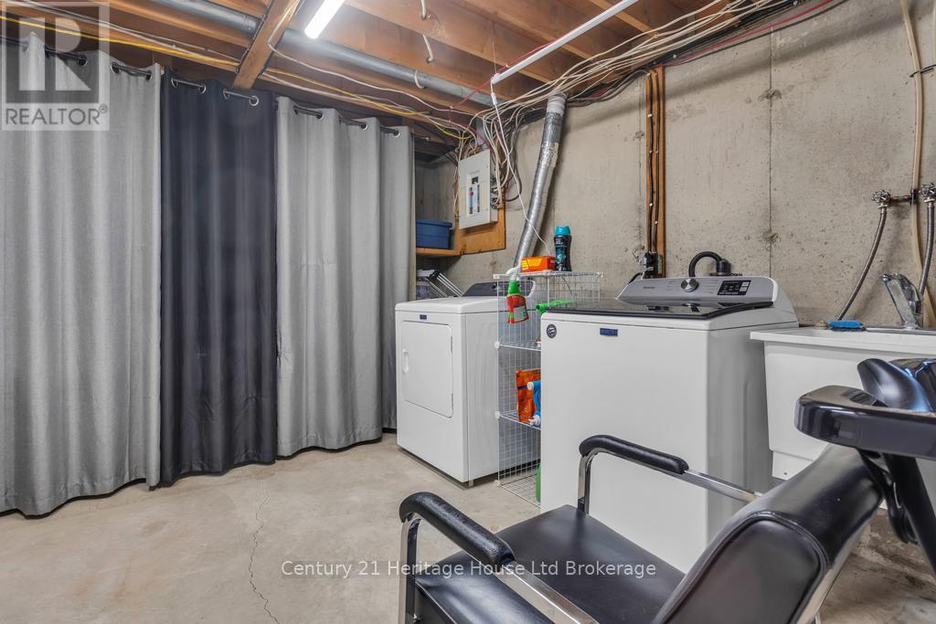 1 Fergusson Avenue, Ingersoll, Ontario  N5C 1E3 - Photo 27 - X12816238