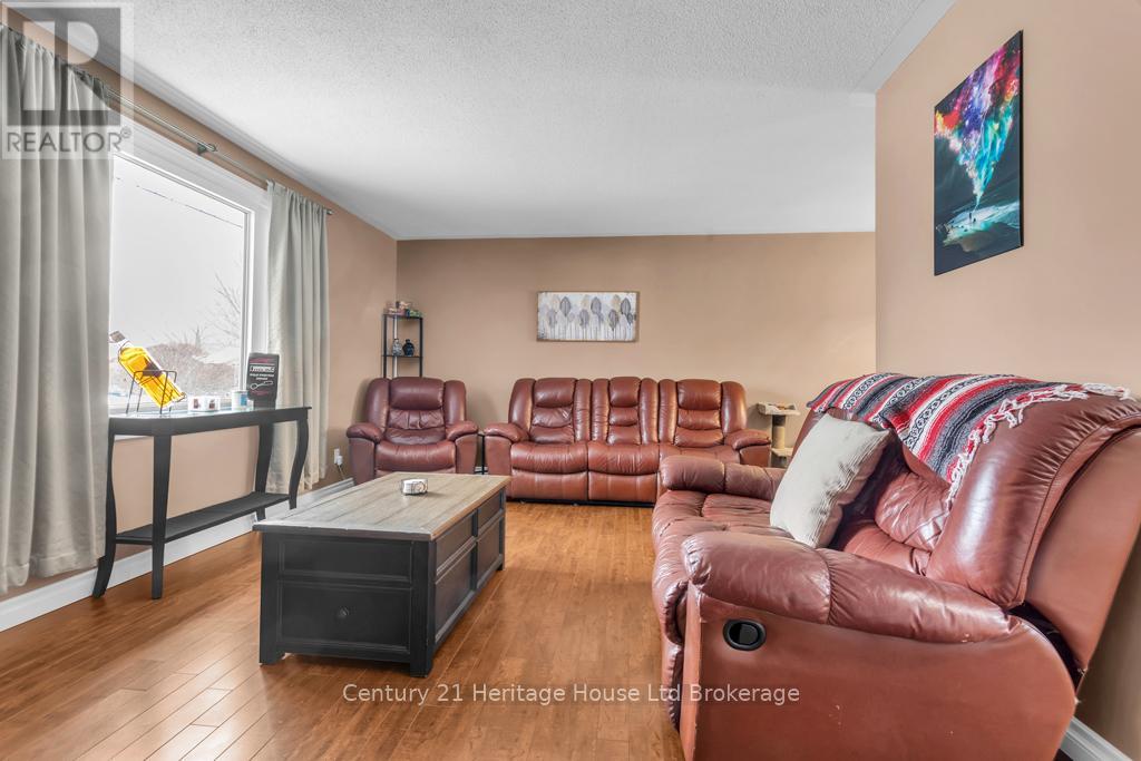 1 Fergusson Avenue, Ingersoll, Ontario  N5C 1E3 - Photo 9 - X12816238