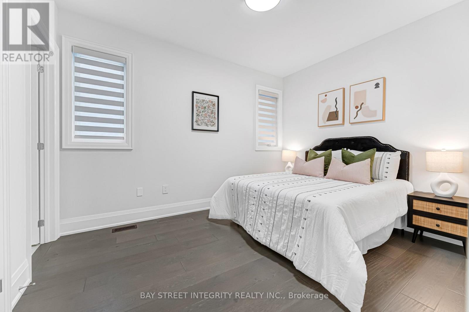 118 Milky Way Drive, Richmond Hill, Ontario  L4C 4M8 - Photo 24 - N12809798