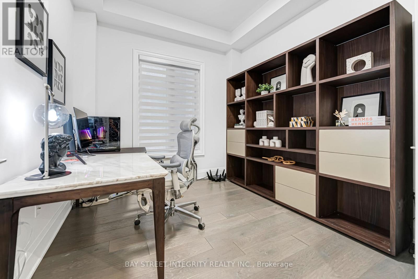 118 Milky Way Drive, Richmond Hill, Ontario  L4C 4M8 - Photo 8 - N12809798