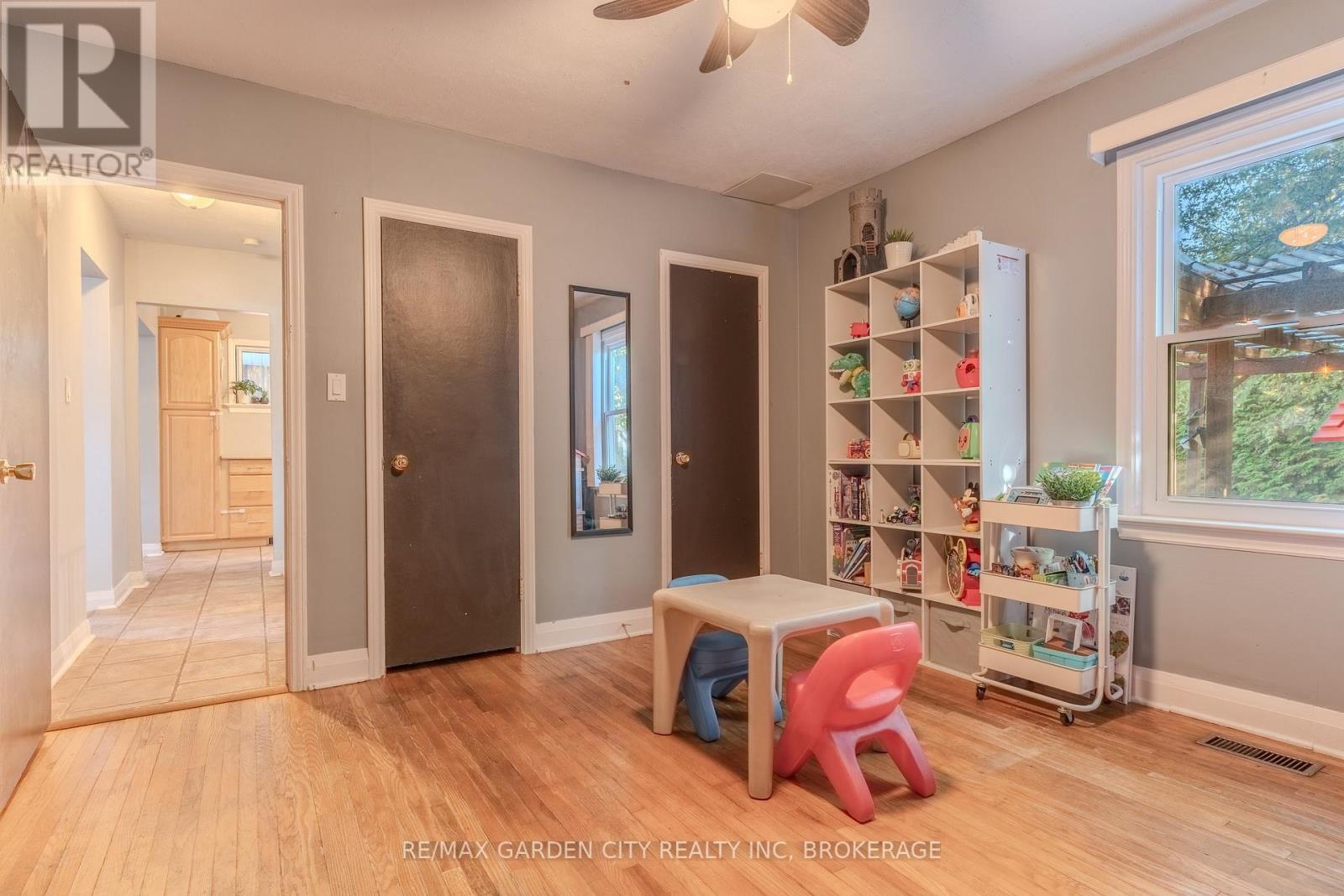 201 Thorold Road, Welland, Ontario L3C 3V9 - Photo 14 - X12816340