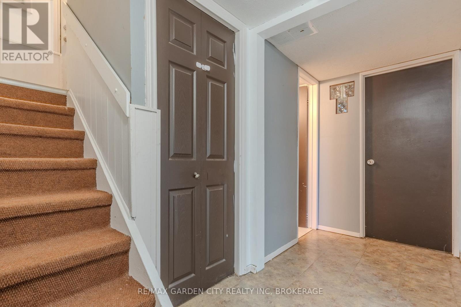 201 Thorold Road, Welland, Ontario L3C 3V9 - Photo 21 - X12816340