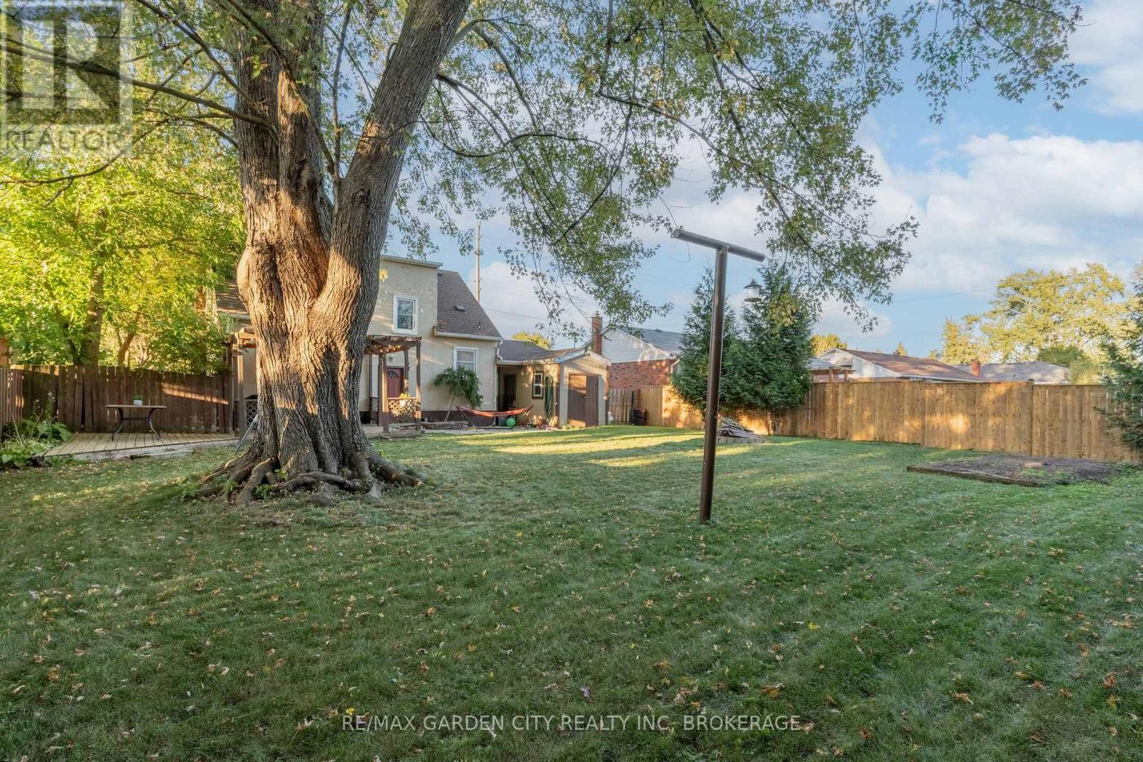 201 Thorold Road, Welland, Ontario L3C 3V9 - Photo 29 - X12816340