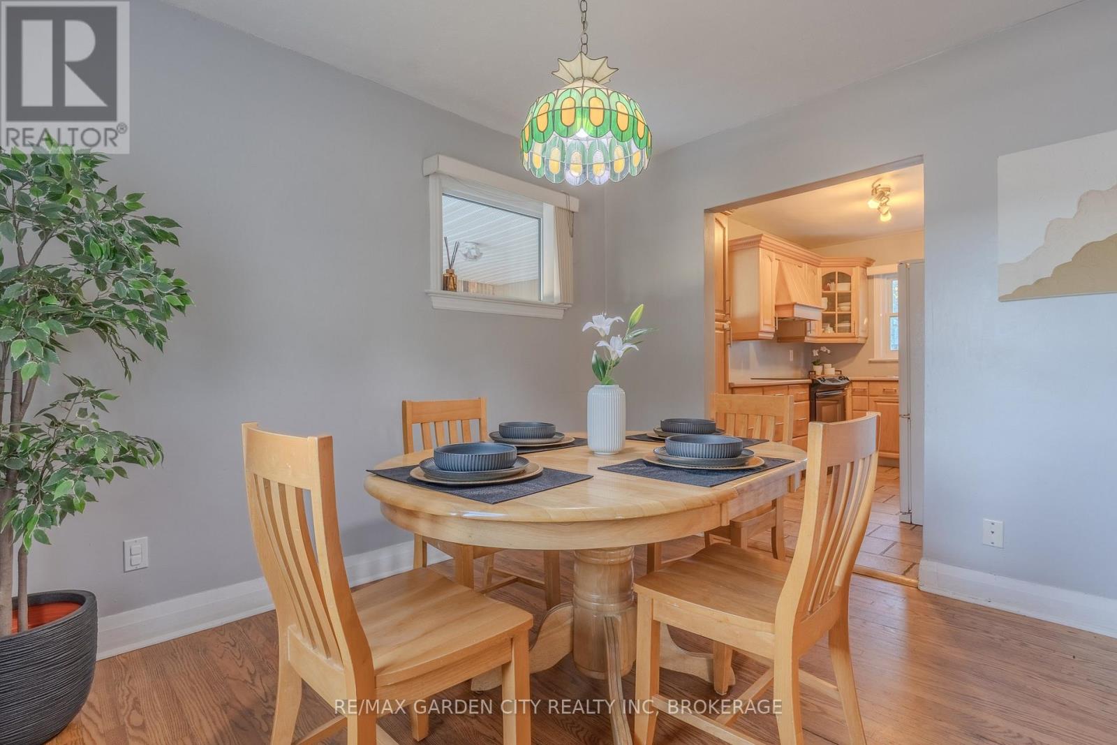 201 Thorold Road, Welland, Ontario L3C 3V9 - Photo 8 - X12816340