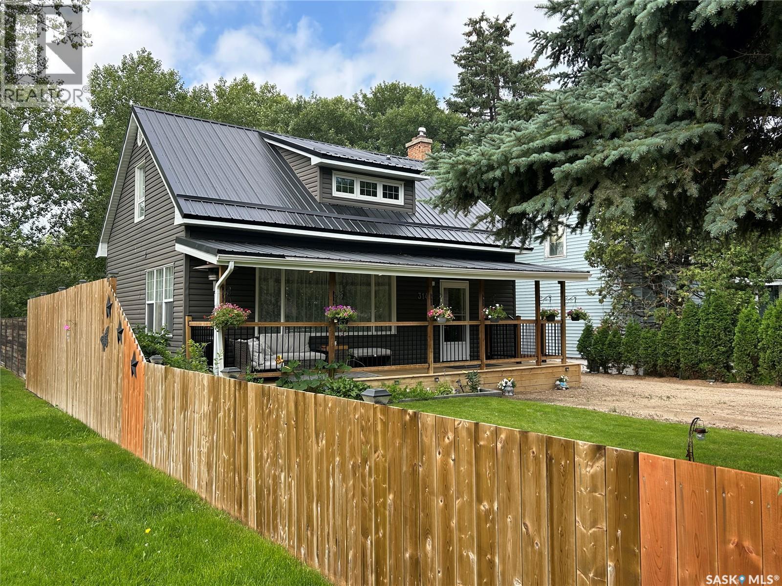 314 Antrim Street, North Portal, Saskatchewan  S0C 1W0 - Photo 38 - SK014518