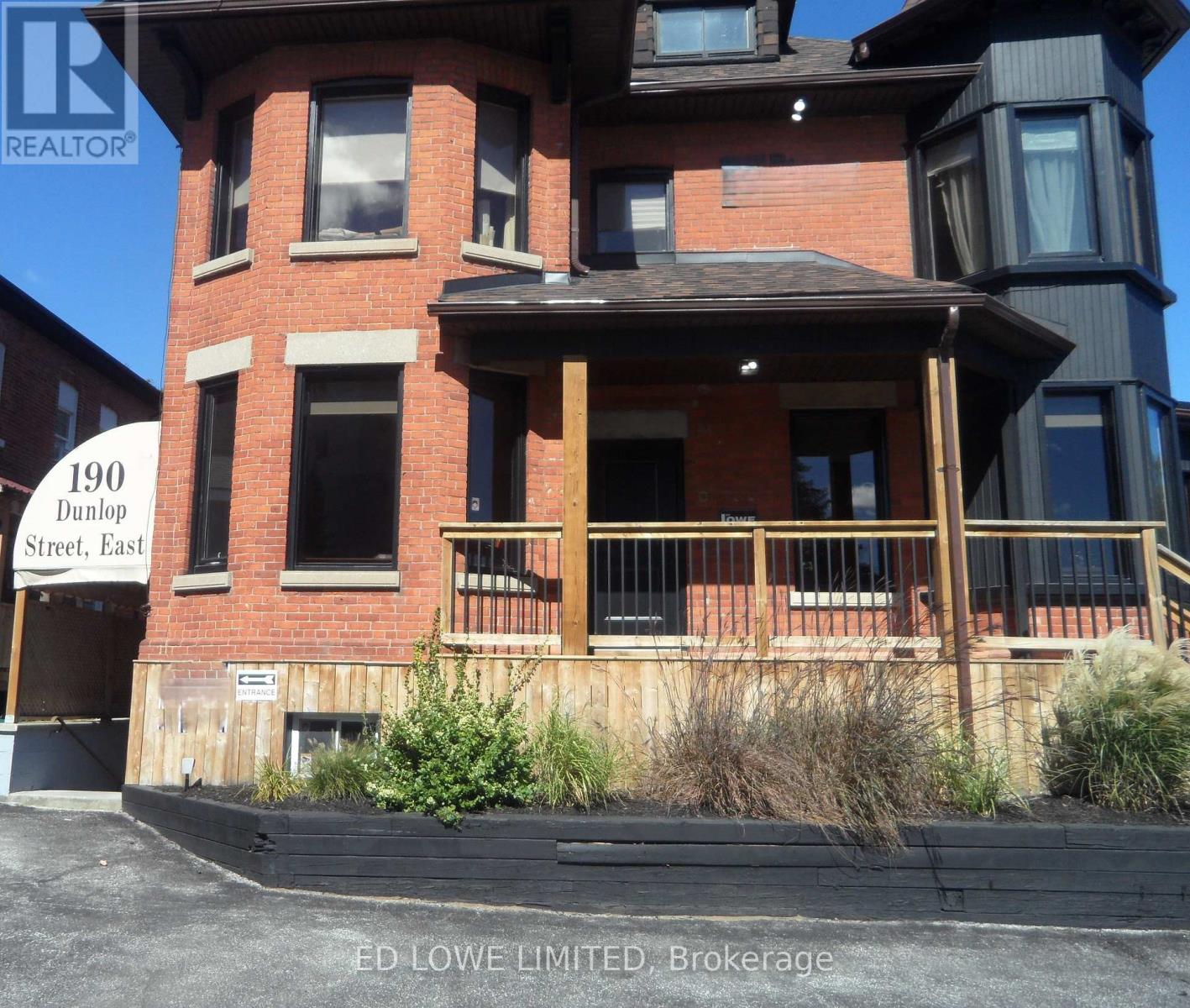 B - 190 DUNLOP STREET E, Barrie, Ontario