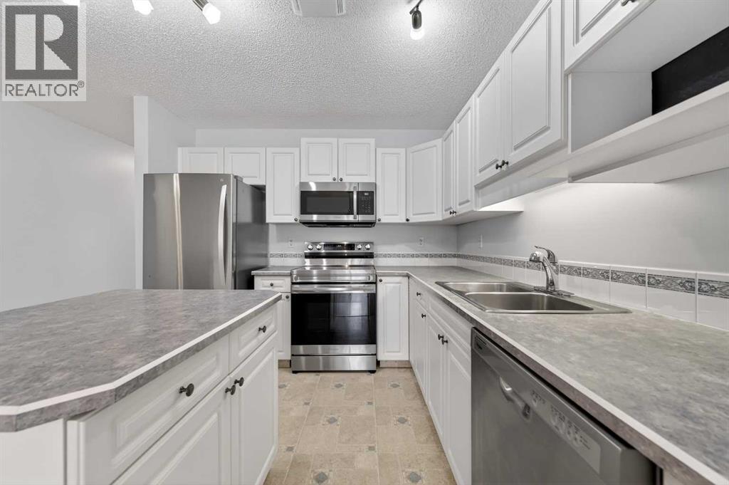 17, 16 Champion Road, Carstairs, Alberta  T0M 0N0 - Photo 10 - A2283479