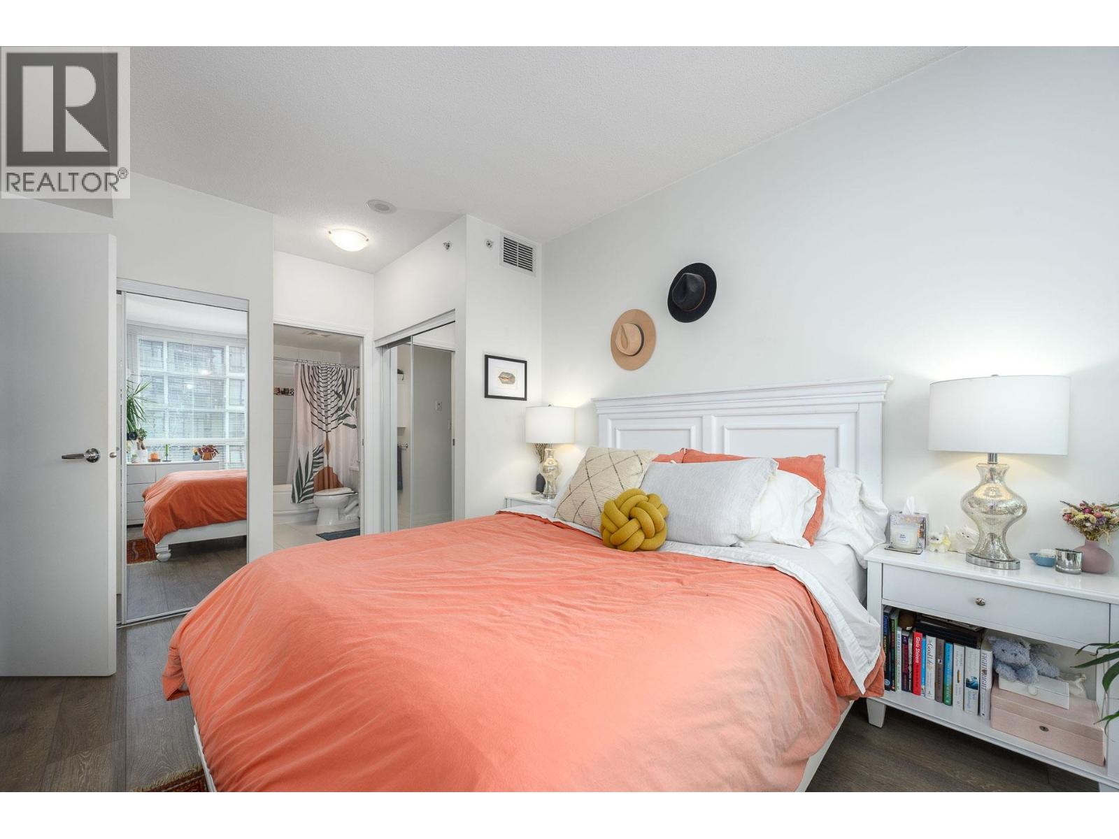 405 168 E Esplanade, North Vancouver, British Columbia  V7L 4X8 - Photo 11 - R3093068