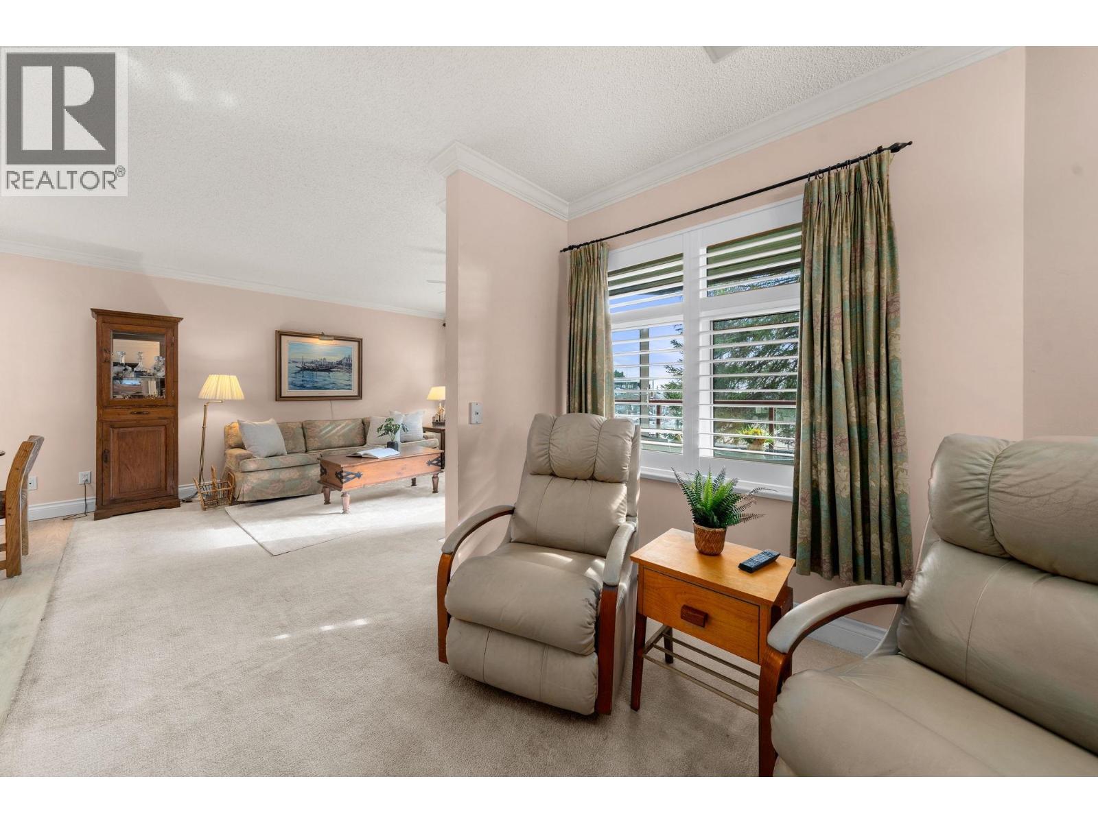 212 2800 Chesterfield Avenue, North Vancouver, British Columbia  V7N 4M1 - Photo 8 - R3093089