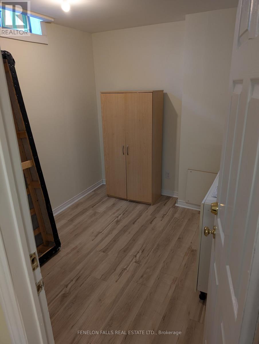 180 Orchard Park Road, Kawartha Lakes, Ontario  K9V 6A6 - Photo 19 - X12555572