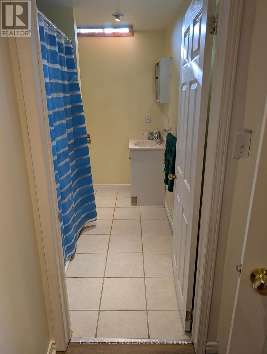 180 Orchard Park Road, Kawartha Lakes, Ontario  K9V 6A6 - Photo 31 - X12555572