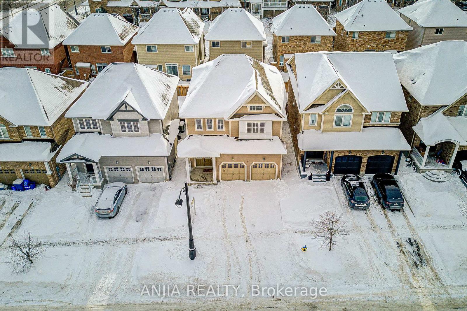 23 Grey Wing Avenue, Georgina, Ontario  L4P 0B7 - Photo 2 - N12816294