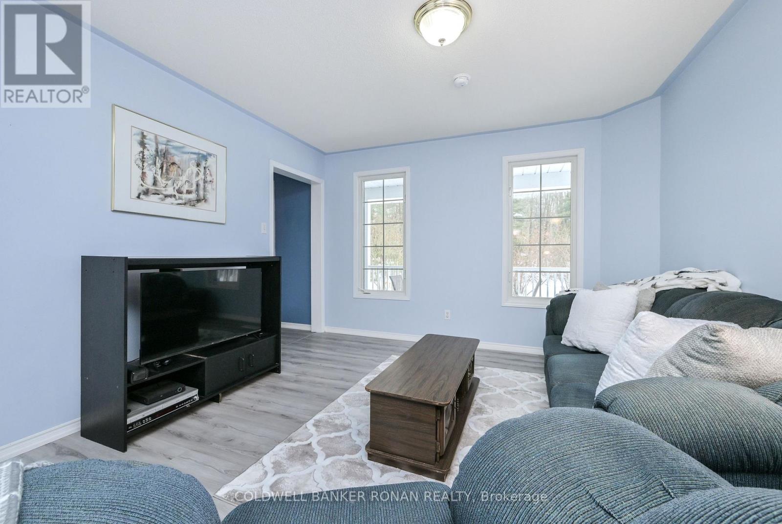 2 Trillium Trail, Adjala-Tosorontio, Ontario  L0M 1J0 - Photo 12 - N12816322