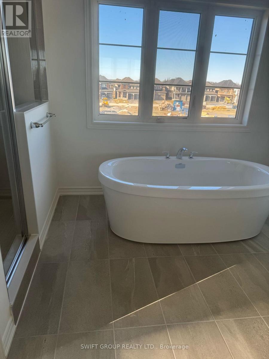 8 Bluebird Boulevard, Adjala-Tosorontio (Colgan), Ontario  L0G 1W0 - Photo 10 - N12816370