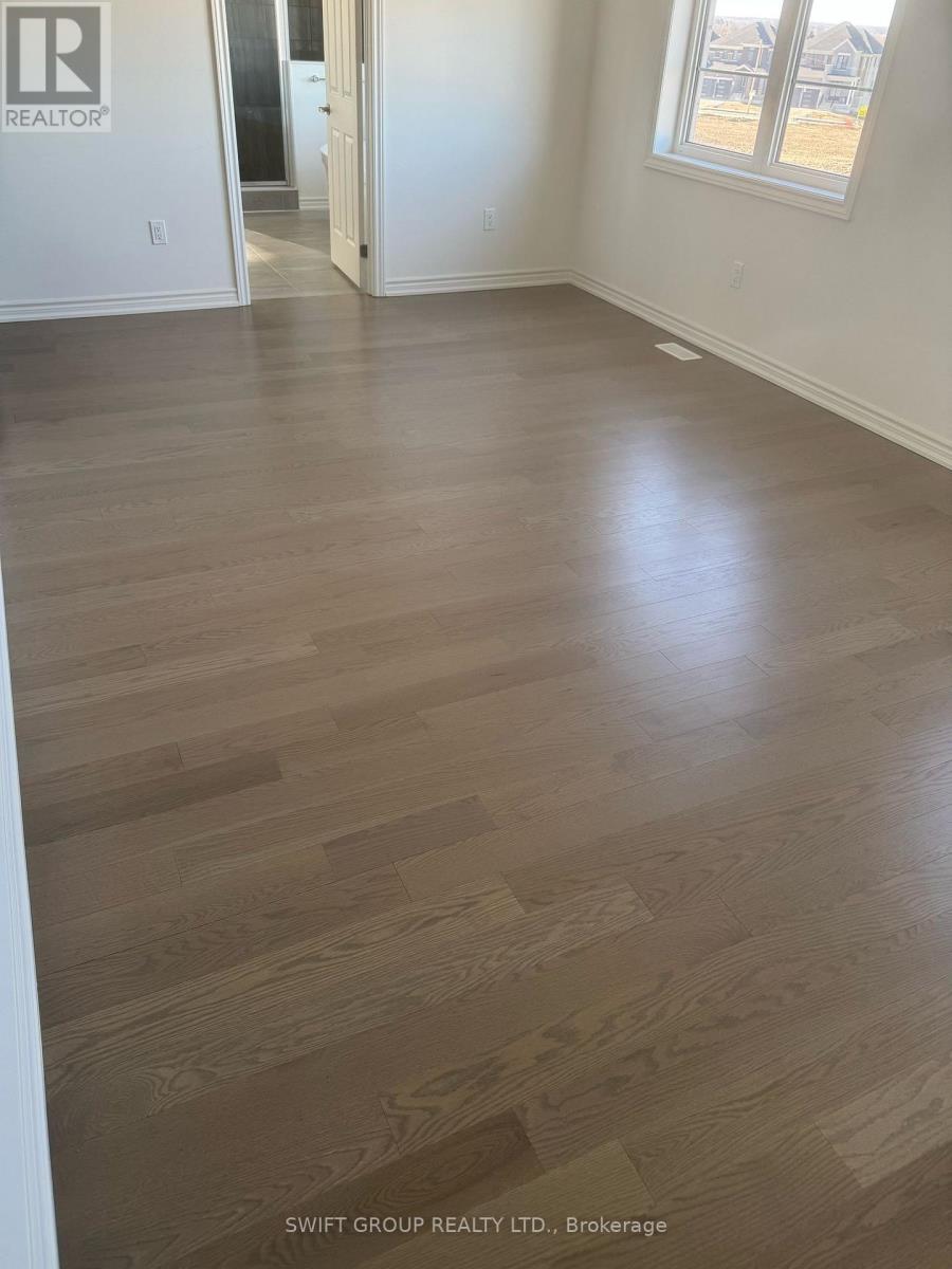 8 Bluebird Boulevard, Adjala-Tosorontio (Colgan), Ontario  L0G 1W0 - Photo 11 - N12816370