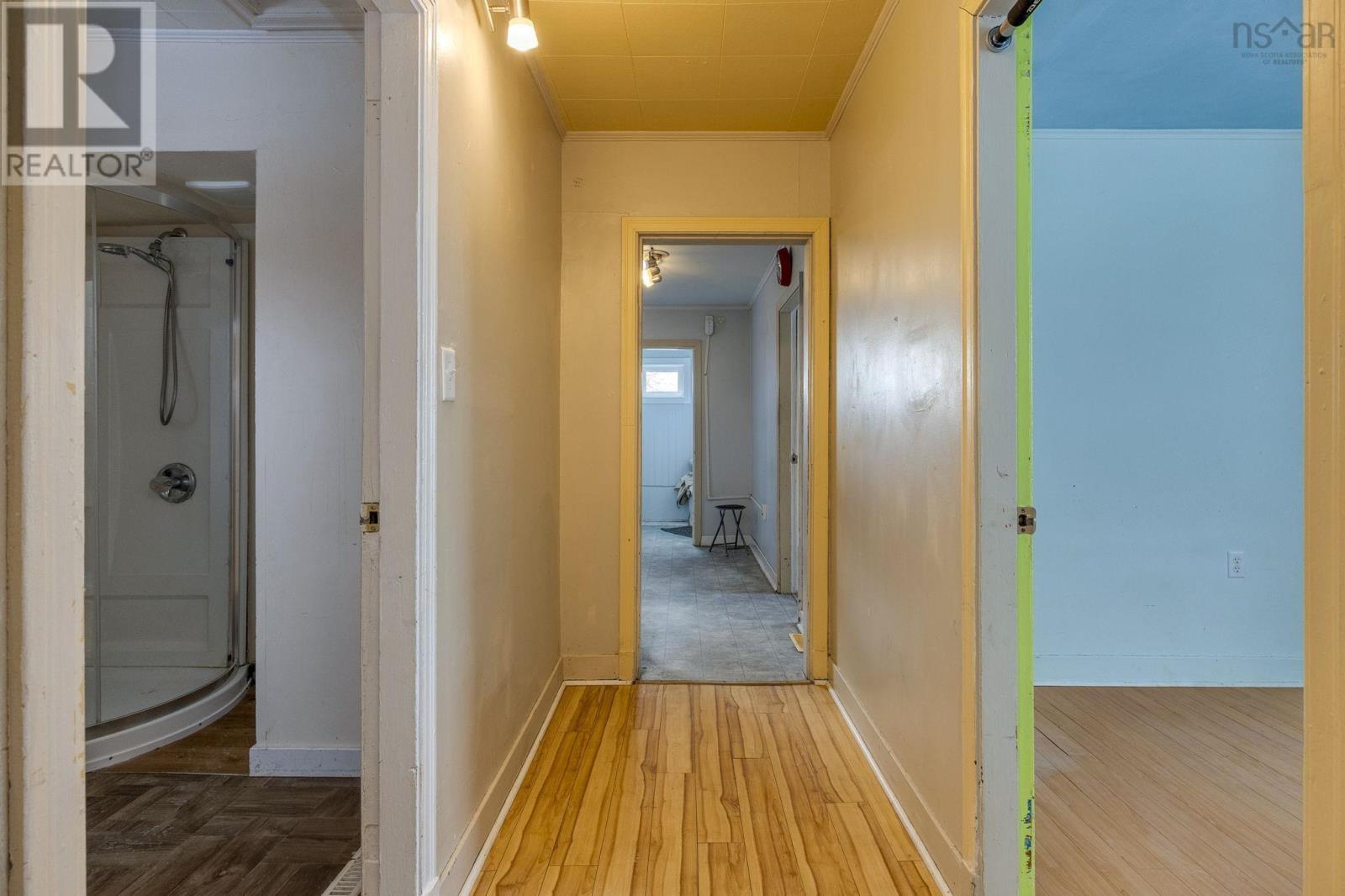 16 High Street, Dartmouth, Nova Scotia  B2W 1G7 - Photo 12 - 202603320