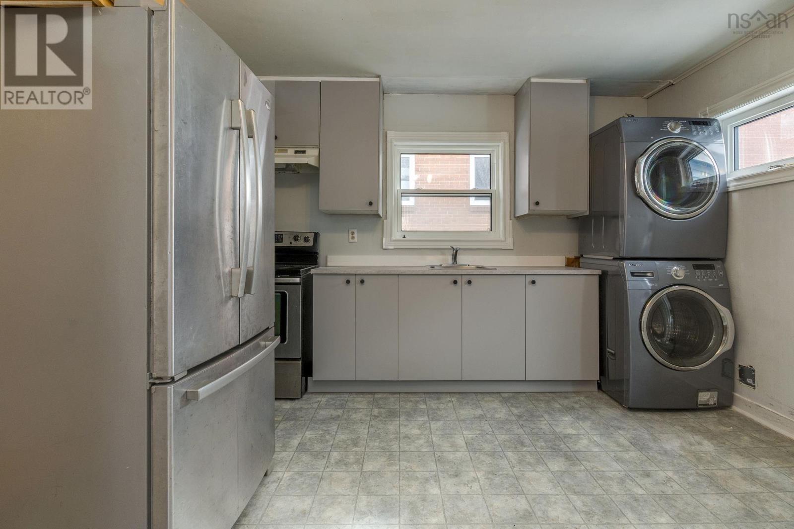 16 High Street, Dartmouth, Nova Scotia  B2W 1G7 - Photo 7 - 202603320