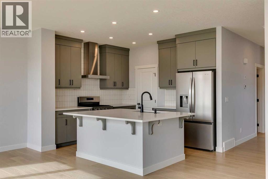 31 Creekstone Green Sw, Calgary, Alberta  T2X 6H6 - Photo 6 - A2284189