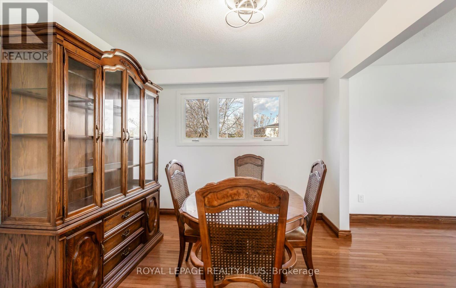 Upper - 2844 Kingsberry Crescent, Mississauga, Ontario  L5B 2K9 - Photo 19 - W12816298