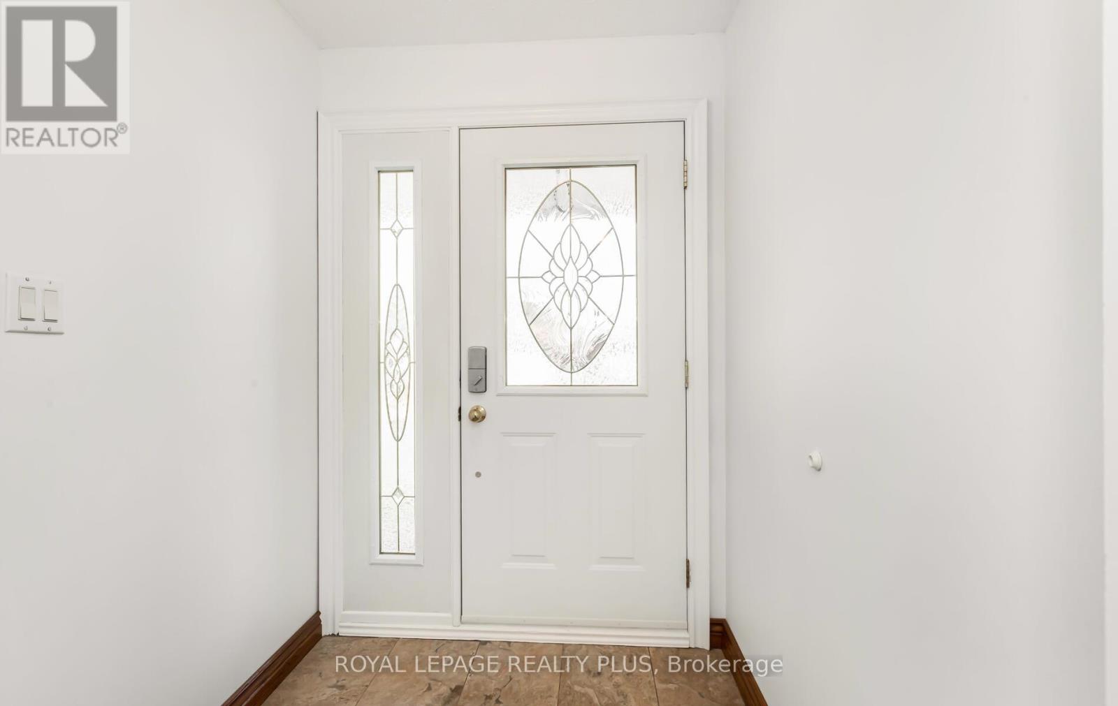 Upper - 2844 Kingsberry Crescent, Mississauga, Ontario  L5B 2K9 - Photo 7 - W12816298