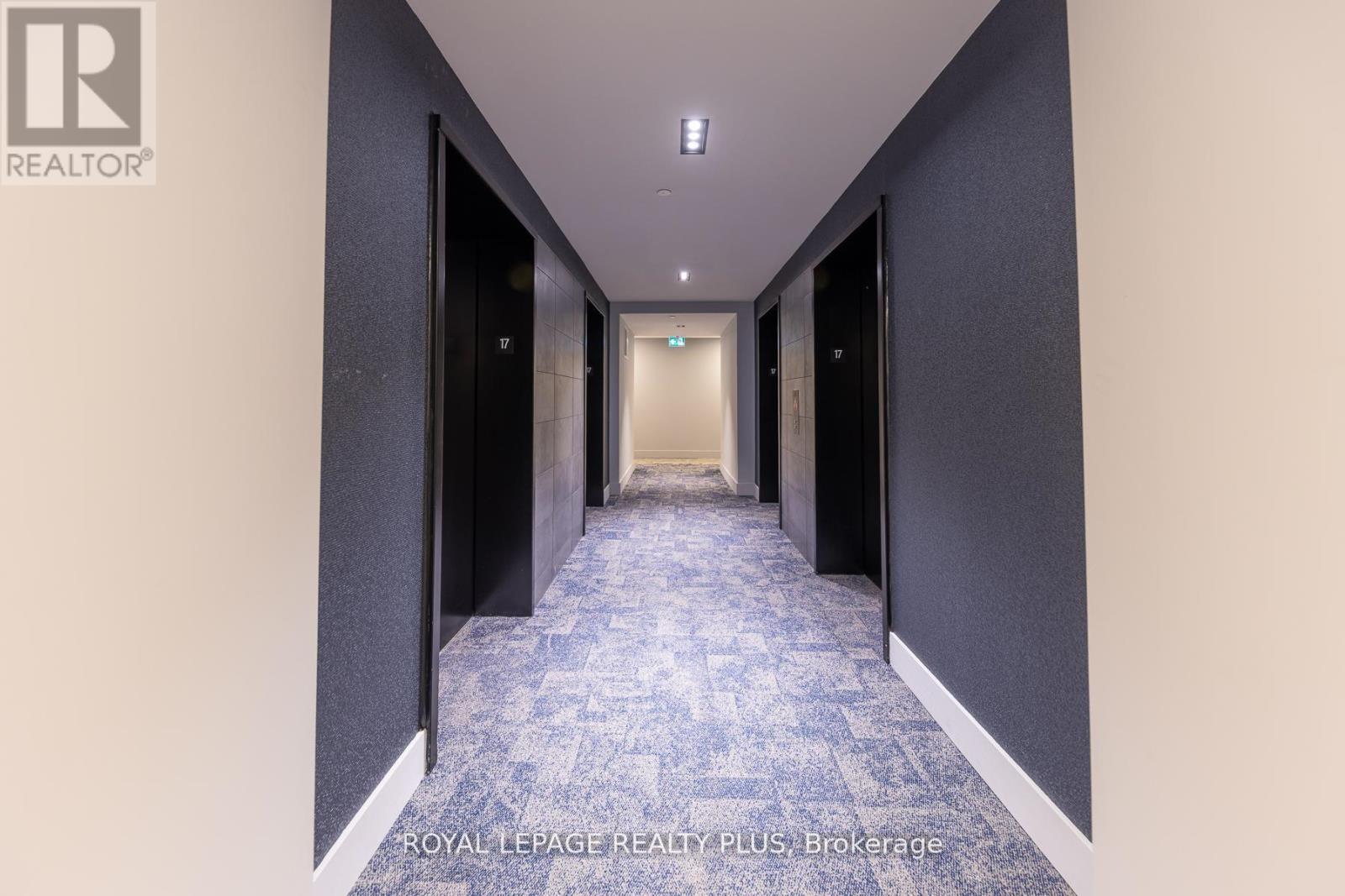 1710 - 430 Square One Drive, Mississauga, Ontario  L5B 0L6 - Photo 31 - W12816314