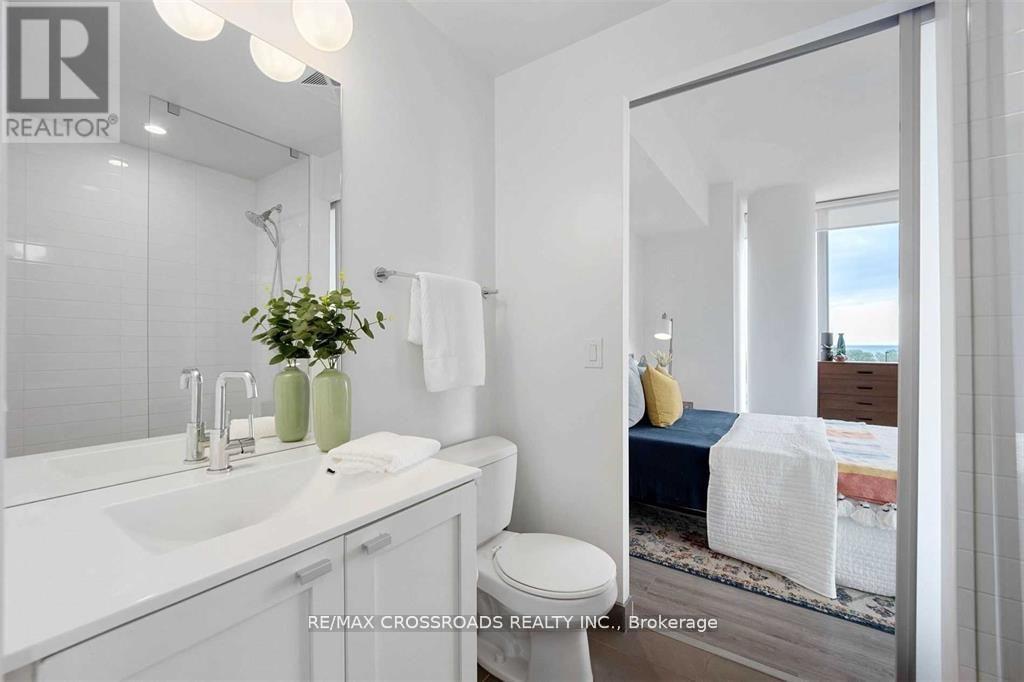 603 - 105 The Queensway Way, Toronto, Ontario  M6S 5B5 - Photo 19 - W12816318